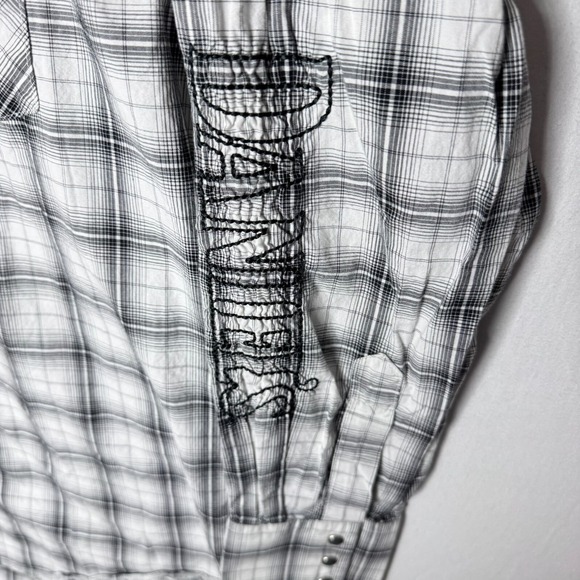 Wrangler Jack Daniels Shirt Mens M Gray Plaid Embroidered Bar Whiskey Pearl Snap - Picture 6 of 14
